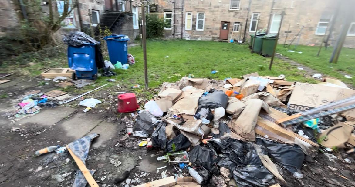Glasgow bin collectors claim filthy streets causing injuries